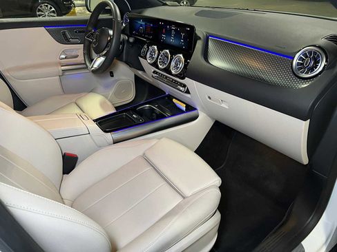 Certified 2025 Mercedes-Benz GLA 250 4MATIC image 12