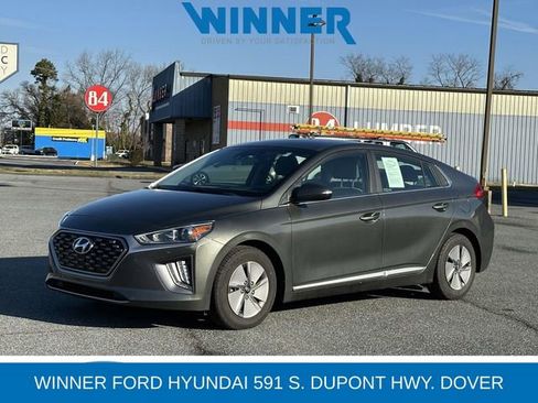 Used 2022 Hyundai Ioniq SE image 1
