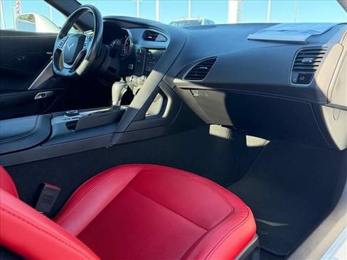 Certified 2019 Chevrolet Corvette Stingray Convertible w/ Carbon Flash Badge Package RWD image 10
