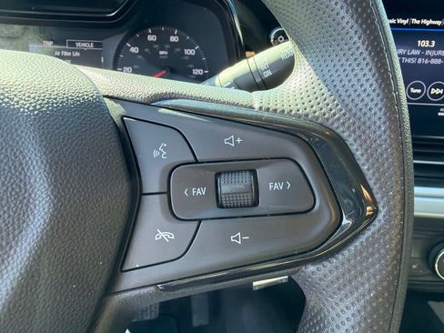 Used 2024 Chevrolet Trax LS w/ LS Convenience Package FWD image 20