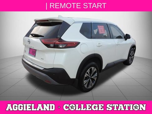 Certified 2023 Nissan Rogue SV FWD image 4