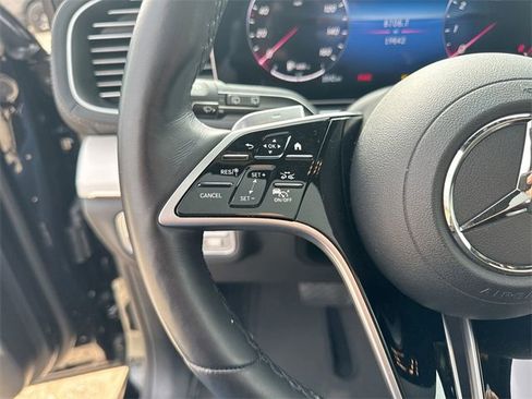 Used 2025 Mercedes-Benz GLS 450 4MATIC image 32