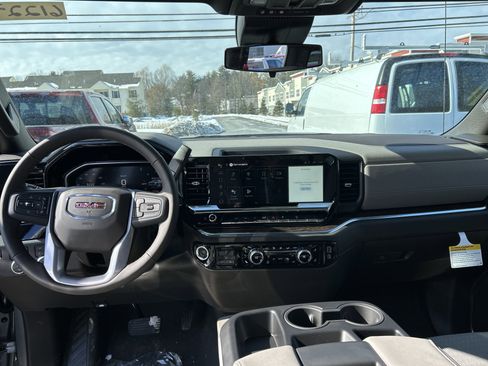 New 2026 GMC Sierra 1500 SLE w/ X31 Off-Road Package image 15