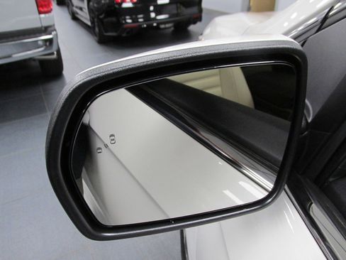 New 2024 Ford Edge SEL w/ Convenience Package image 17