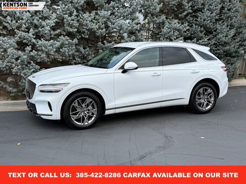 Used 2025 Genesis GV70 2.5T image 1