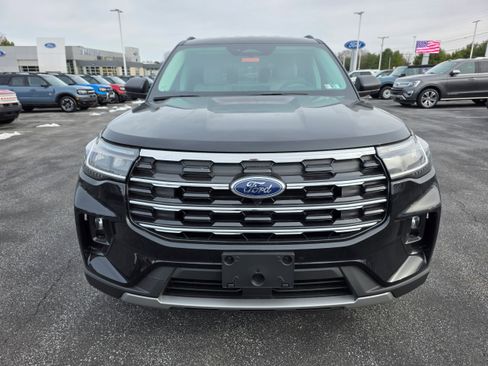 New 2026 Ford Explorer Active w/ Active Comfort Package image 8