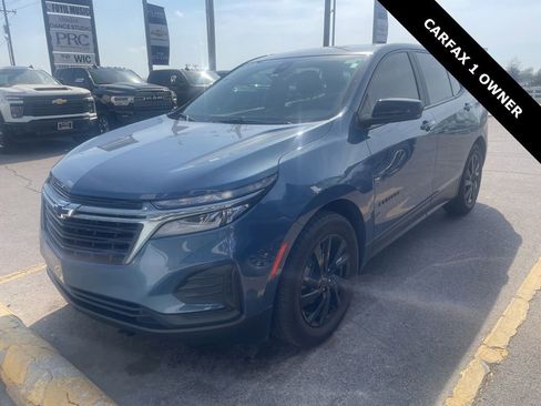 Used 2024 Chevrolet Equinox LS w/ LS Convenience Package image 4