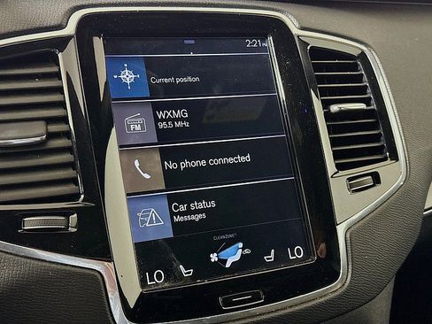 Used 2018 Volvo XC90 T6 Momentum w/ Convenience Package AWD/4WD image 15