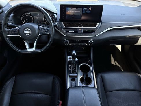 Used 2024 Nissan Altima 2.5 SL image 10
