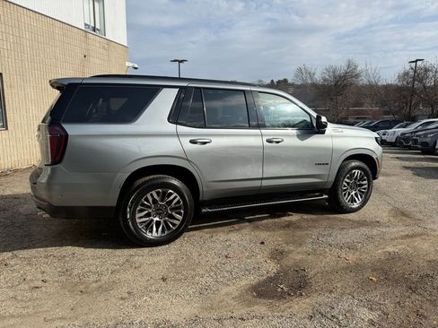 Used 2025 Chevrolet Tahoe Z71 AWD/4WD image 8