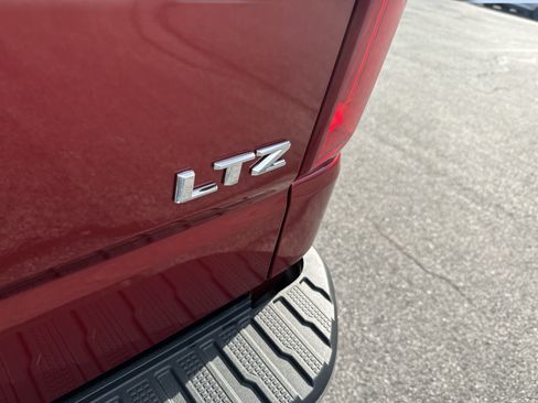 Certified 2021 Chevrolet Silverado 1500 LTZ w/ LTZ Premium Package AWD/4WD image 7