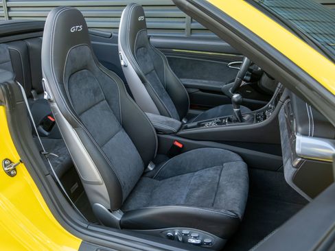 Certified 2018 Porsche 911 Carrera 4 GTS AWD/4WD image 45