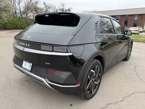 Used 2023 Hyundai Ioniq 5 SEL image 5