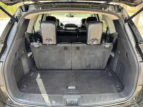 Used 2017 Nissan Pathfinder SL image 13