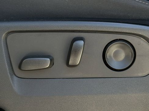 Used 2023 Chevrolet Tahoe LS image 21