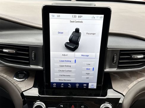 Used 2022 Ford Explorer Platinum w/ Equipment Group 601A image 32