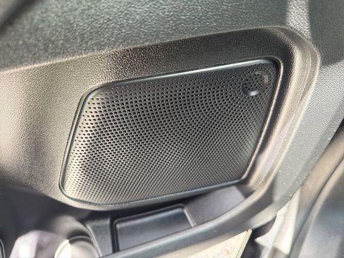 Used 2025 Ford Escape ST-Line AWD/4WD image 17