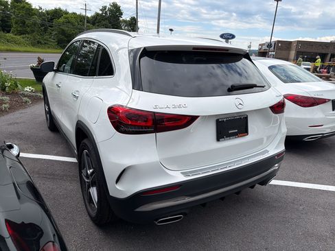 Used 2023 Mercedes-Benz GLA 250 4MATIC image 5