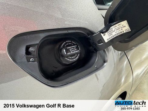 Used 2015 Volkswagen Golf R 4-Door image 42