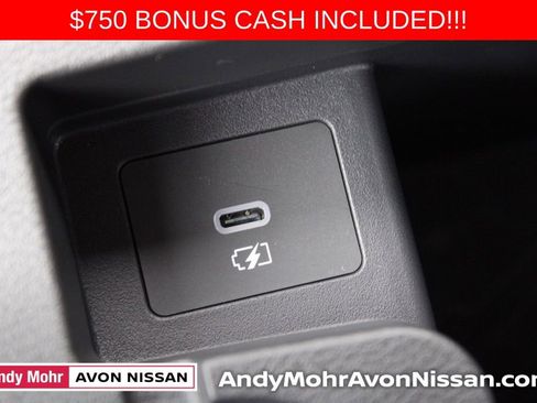New 2025 Nissan Versa SV w/ Trunk Package image 27
