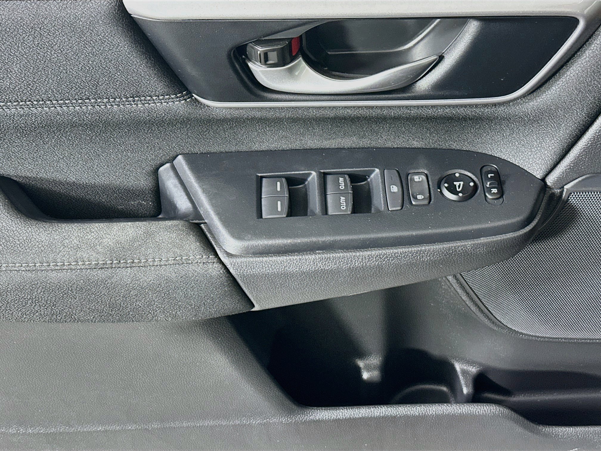 Used 2022 Honda CR-V EX image 14
