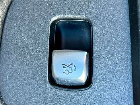 Certified 2021 Mercedes-Benz GLC 300 4MATIC image 21