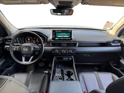 Used 2024 Honda Pilot EX-L image 9