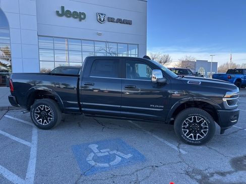 New 2026 RAM 2500 Limited AWD/4WD image 38