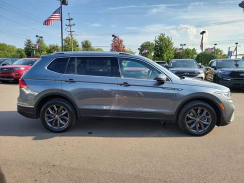 Used 2022 Volkswagen Tiguan SE AWD/4WD image 8