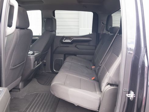 Used 2024 Chevrolet Silverado 1500 RST AWD/4WD image 15