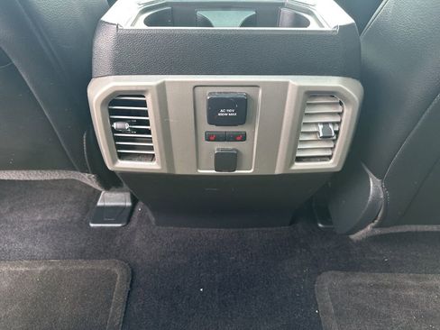 Used 2015 Ford F150 Lariat w/ Equipment Group 502A Luxury image 15