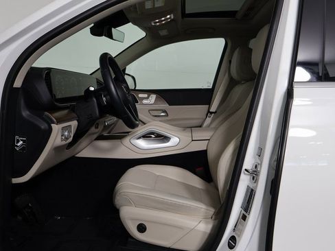 Certified 2025 Mercedes-Benz GLE 450e 4MATIC image 10