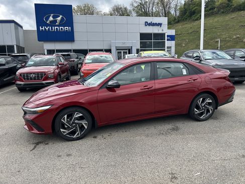 Used 2025 Hyundai Elantra Sport FWD image 20