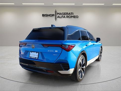 Used 2024 Acura ZDX Type S image 7