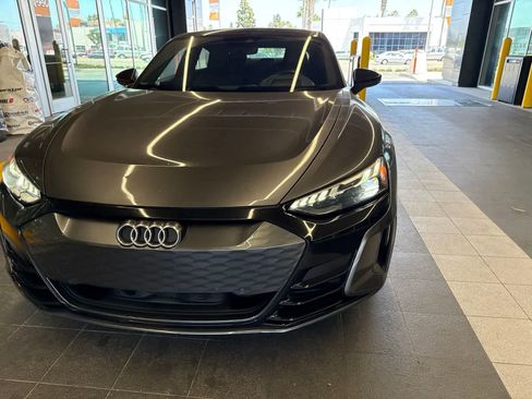 Used 2022 Audi RS e-tron GT AWD/4WD image 3