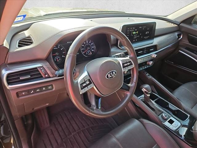 Used 2021 Kia Telluride SX w/ Towing Package FWD image 10