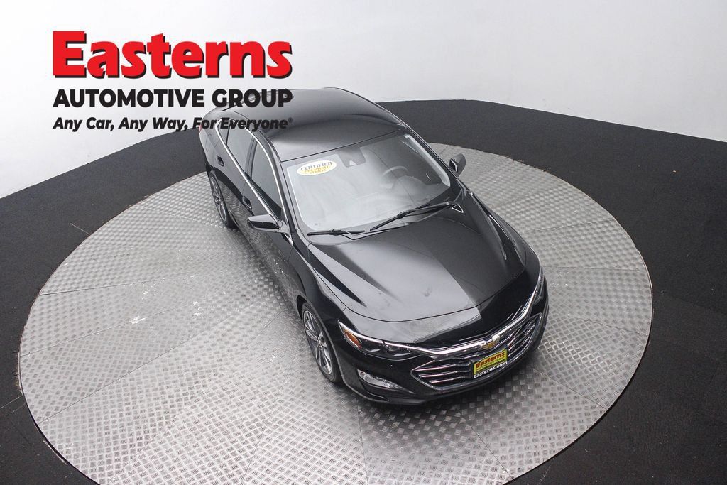 Used 2025 Chevrolet Malibu LT FWD image 5