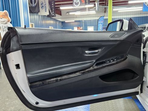 Used 2014 BMW 650i xDrive Convertible image 17