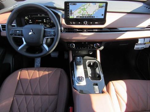 New 2026 Mitsubishi Outlander SEL FWD image 9