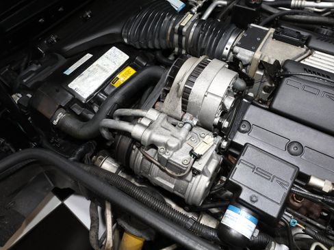 Used 1996 Chevrolet Corvette Coupe RWD image 70