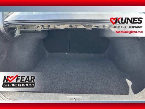 Used 2025 Nissan Sentra SV FWD image 25