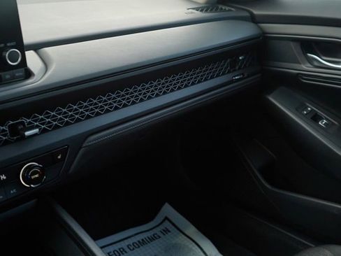 Used 2024 Honda Accord EX image 19