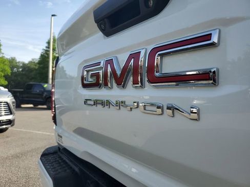 Used 2023 GMC Canyon AT4 AWD/4WD image 6