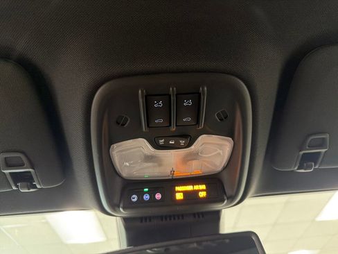 New 2026 GMC Canyon Denali AWD/4WD image 15