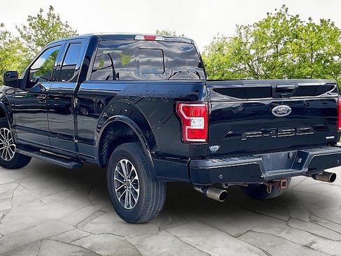 Used 2018 Ford F150 XLT w/ Equipment Group 302A Luxury image 4