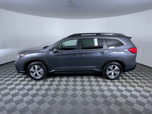 Used 2023 Subaru Ascent Premium w/ Convenience Package image 5