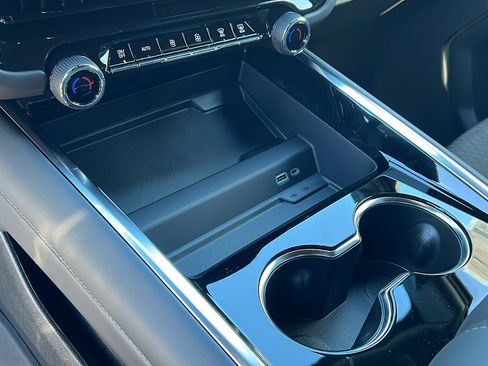 New 2026 Chevrolet Suburban LS w/ LPO, Get Active Package image 22