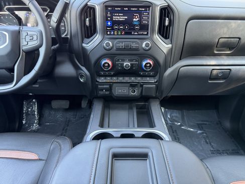 Used 2020 GMC Sierra 1500 AT4 w/ AT4 Premium Package image 27