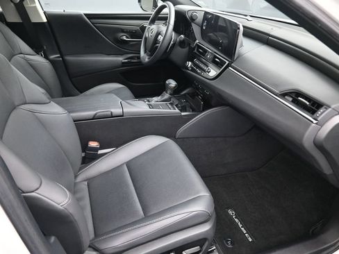 Used 2022 Lexus ES 300h w/ Premium Package FWD image 26