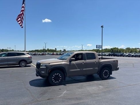 Used 2024 Nissan Frontier PRO-4X w/ Off-Road Protection Package AWD/4WD image 3